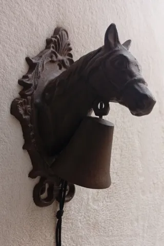 Timbre-campana de hierro fundido cabeza de caballo