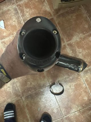 2 Escapes Yamaha R1 2007-2008 Carbono