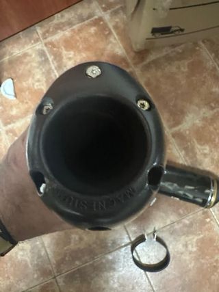 2 Escapes Yamaha R1 2007-2008 Carbono