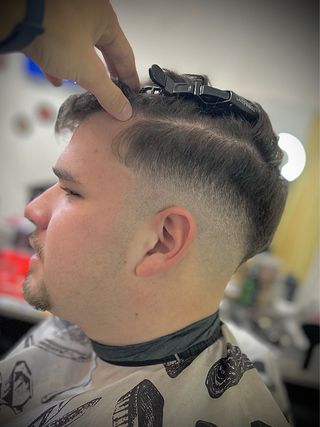 Corto pelo a domicilio, turnos al privado.