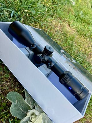 Visor Zeiss Conquest V6 2.5-15x56