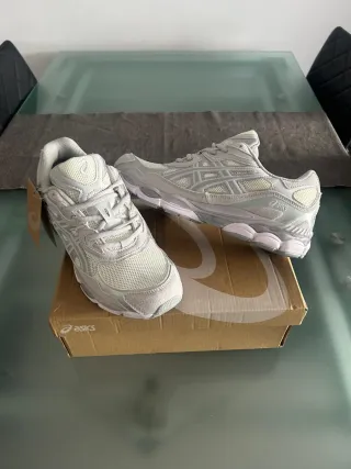 Asics Gel-NYC Grises Talla 45