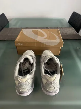 Asics Gel-NYC Grises Talla 45