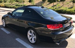 BMW Serie 325d Auto E92