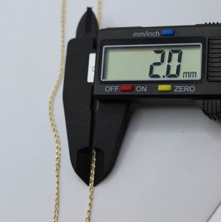 Cadena de oro de 18k. Peso: 2.79 gr.