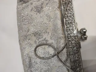 Bolso fiesta vintage plateado, años 60-70