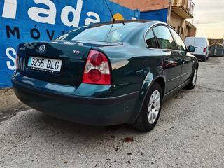 Volkswagen Passat 2001