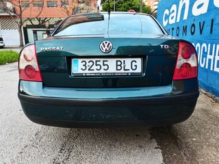 Volkswagen Passat 2001