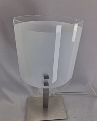 Lámpara de mesa diseño italiano metal y cristal