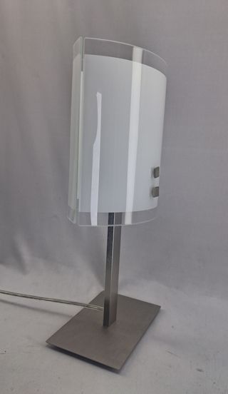 Lámpara de mesa diseño italiano metal y cristal