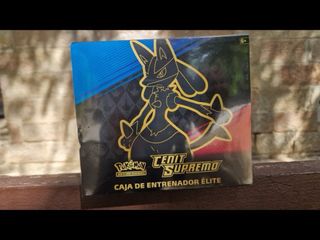Scatole ETB Pokémon Cenit Supremo Sigillate