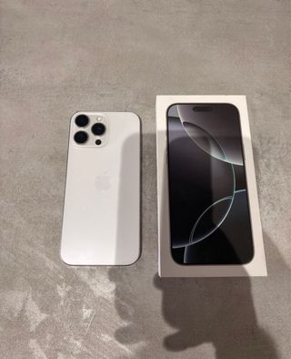 iPhone 16 Pro Max Blanco