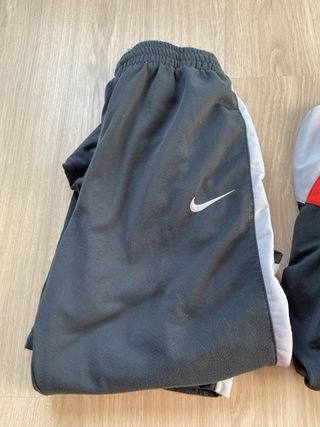 Chándal Nike niño. Talla 158-170cm. Edad 13-15