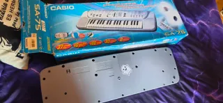 Teclado Casio SA-75