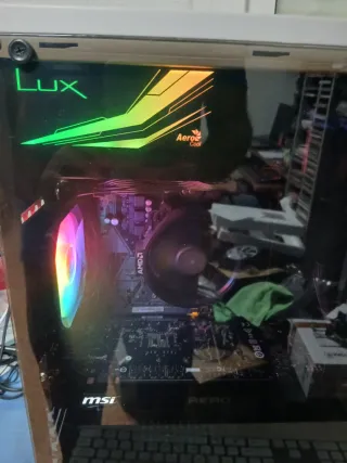 PC Gamer Ryzen 5 2600 y GTX 1070ti