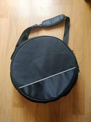 Tambor Meinl con bordonera y funda