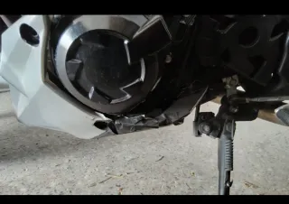 Kawasaki Z1000 Negra/Plata