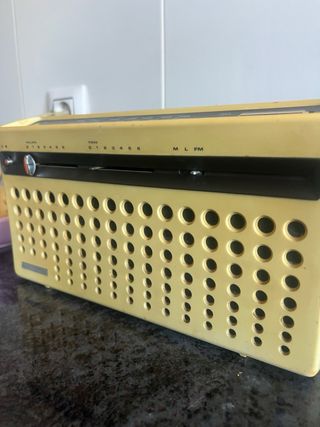 Radio Schneider SR 650 Vintage (1974) - Funcional