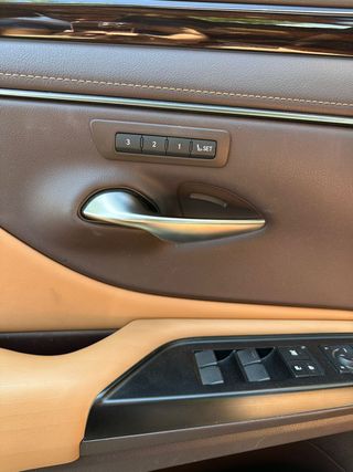 Lexus ES 2.5 300h Executive
