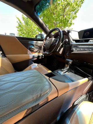 Lexus ES 2.5 300h Executive