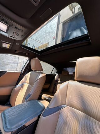 Lexus ES 2.5 300h Executive