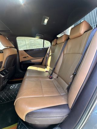 Lexus ES 2.5 300h Executive