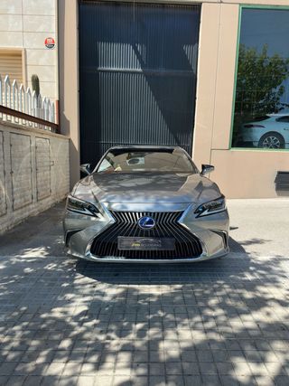 Lexus ES 2.5 300h Executive