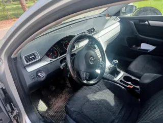Volkswagen Passat 2011