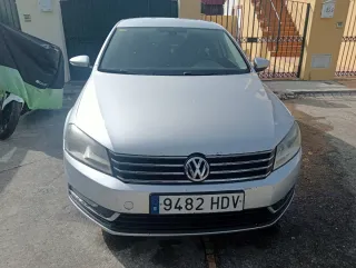 Volkswagen Passat 2011