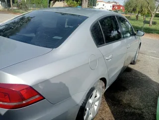 Volkswagen Passat 2011