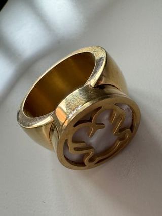 Anillo dorado osito nácar
