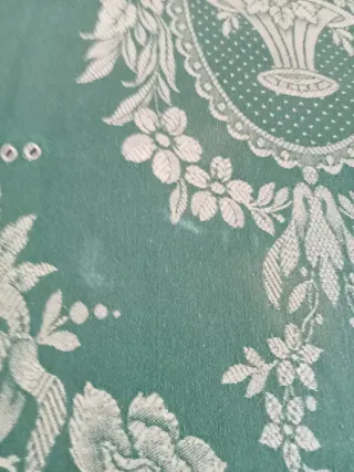 Antigua funda de colchón floral