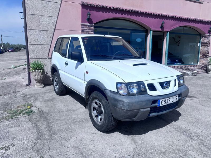 Nissan Terrano II 2003 - foto 1