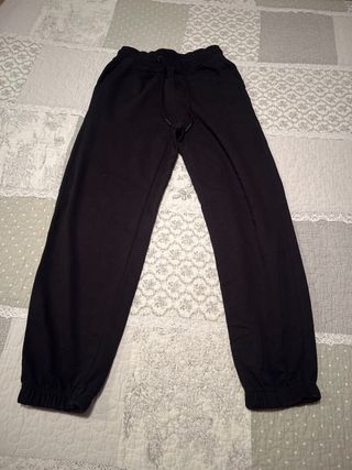 Pantalón chándal Bershka chica Talla XS