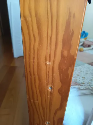 Cuna de madera Trama con colchón y ropa de cama