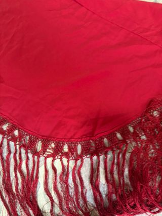 Mantoncillo Flamenco Rojo con Flecos