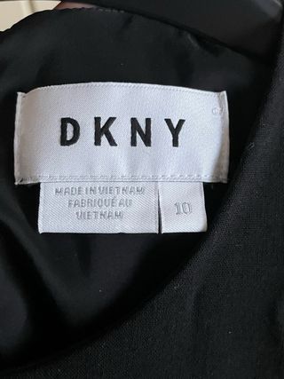 Abito DKNY nero con pieghe