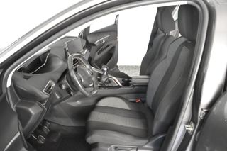 PEUGEOT 3008 1.5 HDI 130 CV ACTIVE 2022