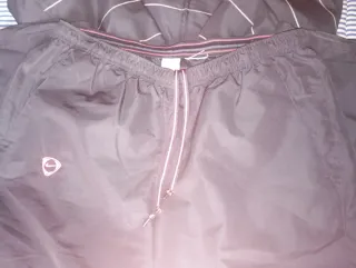 Chándal Nike Negro y Rojo