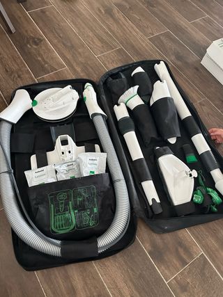 Aspiradora Kobold VK200 con Accesorios + recambios