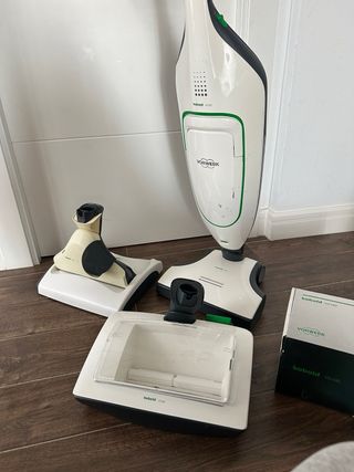 Aspiradora Kobold VK200 con Accesorios + recambios