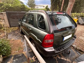 KIA Sportage 2005 con remolque (ENTRA EN BCN)