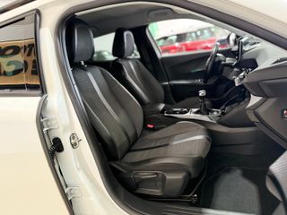 Peugeot 2008 Allure BlueHDI 81kW (110CV)