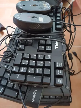 Teclado Logitech Negro