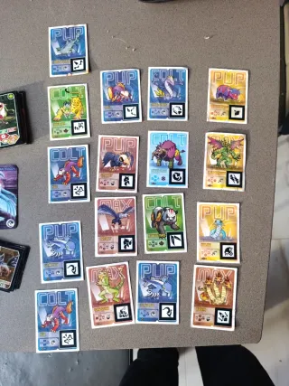 Invizimals Cromos y Tazos