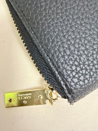 Billetera Negra con Correa