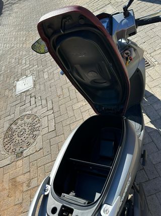 Scooter Kymco People S 125cc (2020) - Carnet B y E