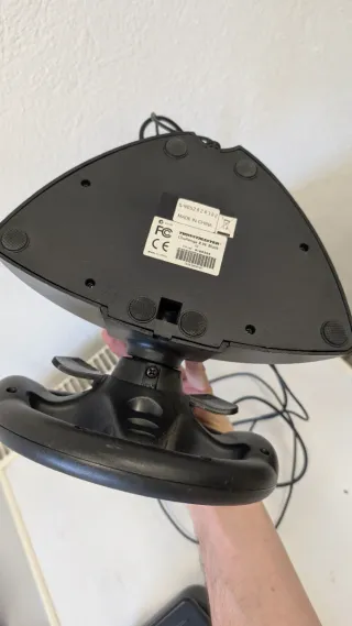 Volante y Pedales Thrustmaster Ferrari