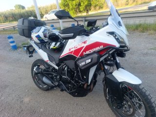 Moto Morini X-Cape 650 Adventure