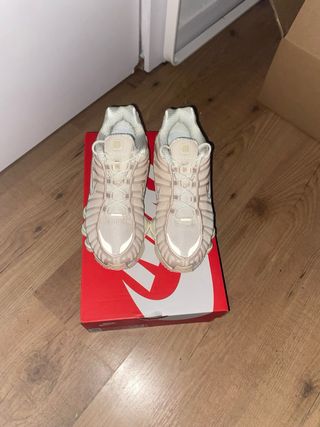 Nike Shox TL Beige/Branco IH5075-219